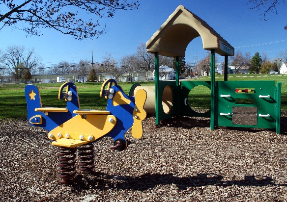 Choosing the right surface for your Playground Area | TMA Bark Supplies